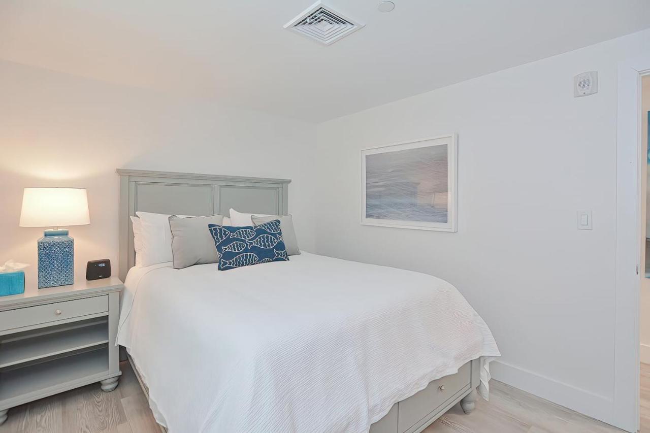 Harbourtown Suites On Plymouth Harbor Ngoại thất bức ảnh